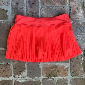 Lululemon pleat to street skirt